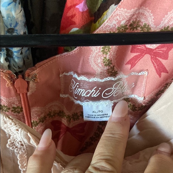 Urban Outfitters Kimchi Blu Pink Heart Bow Pattern Dress $69 - Picture 4 of 8